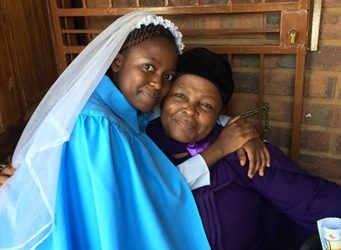 REFLECTIGONS EXTRACTS july 2021. theme: GRANDPARENTS ARE FAMILY ROOTS.