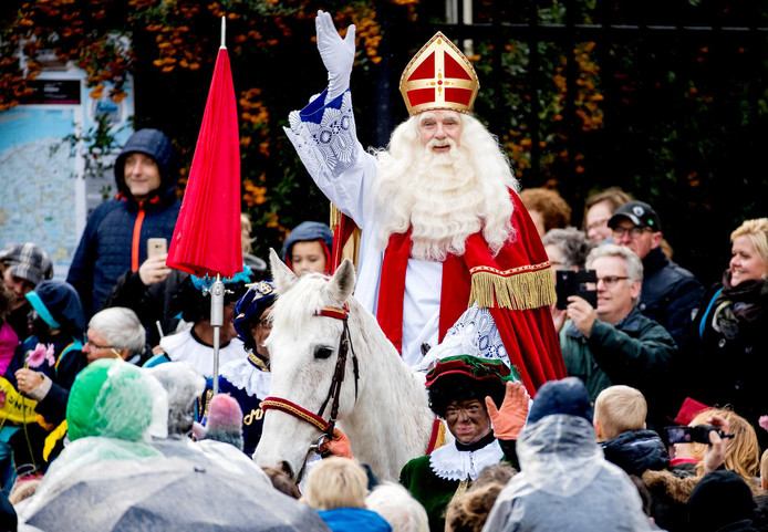 ST NICHOLAS. A GOOD BISHOP WHO BECAME SANTA CLAUS